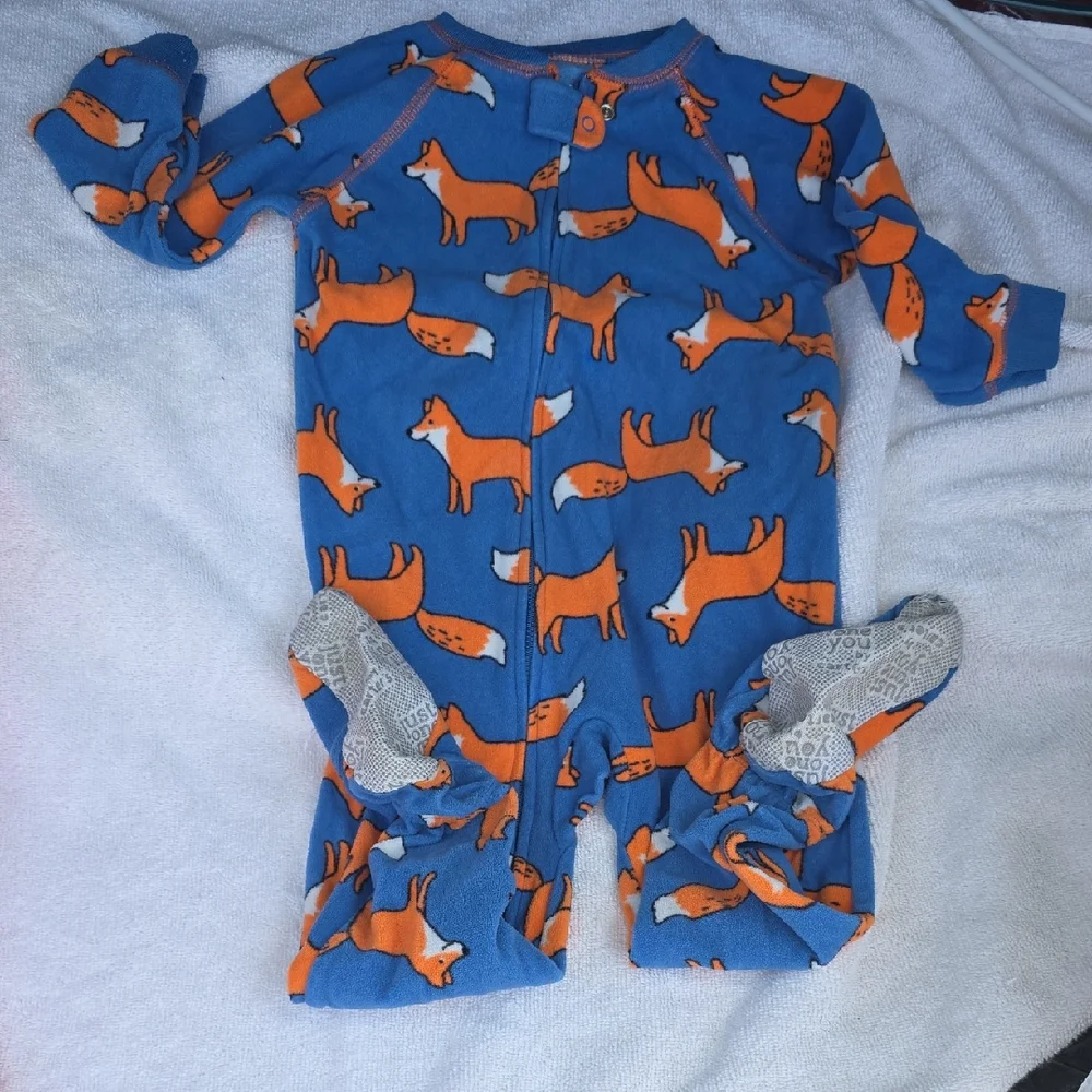 Carter's Blue and Orange Fox Print Footie Sleeper Size 2 T